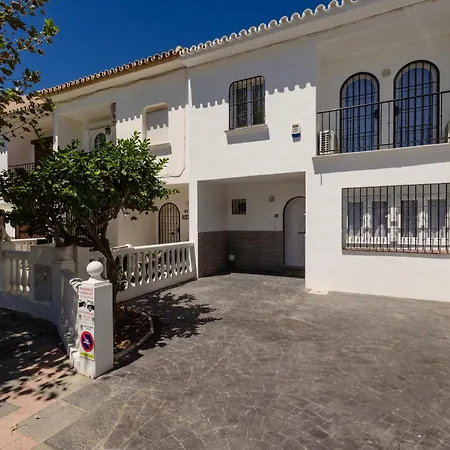 Apartmán Townhouse, Recently Renovated And 200m From La Cala Beach, In Mijas Costa *