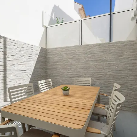 Townhouse, Recently Renovated And 200m From La Cala Beach, In Mijas Costa